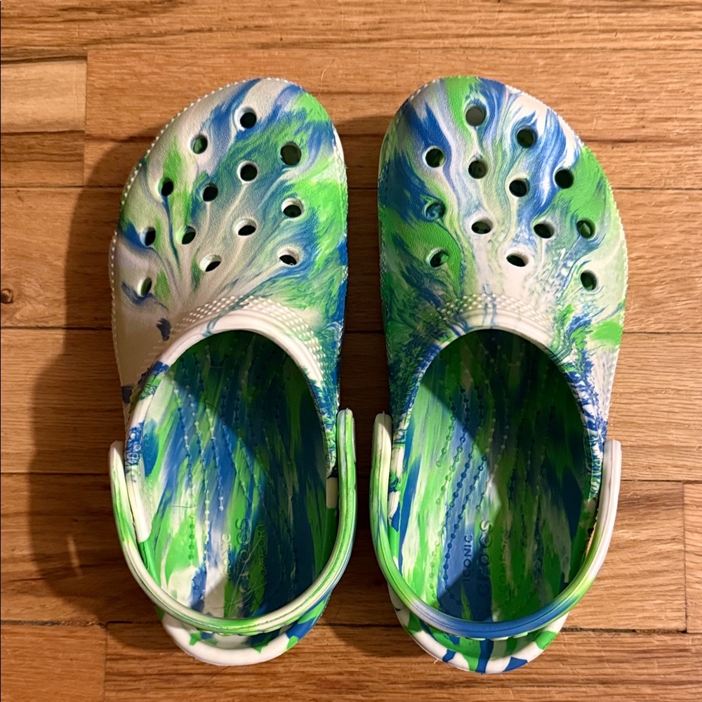 Glow in the Dark Crocs - Size C13